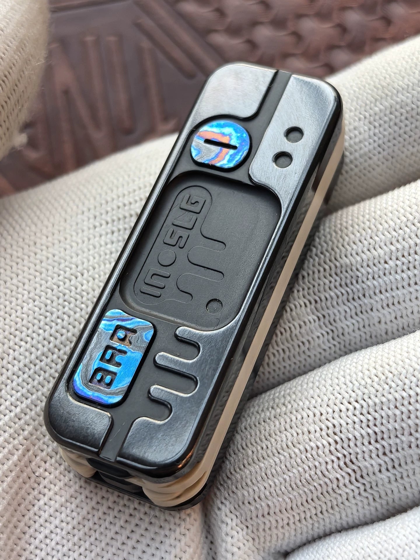 Snake Ejector Zirconium