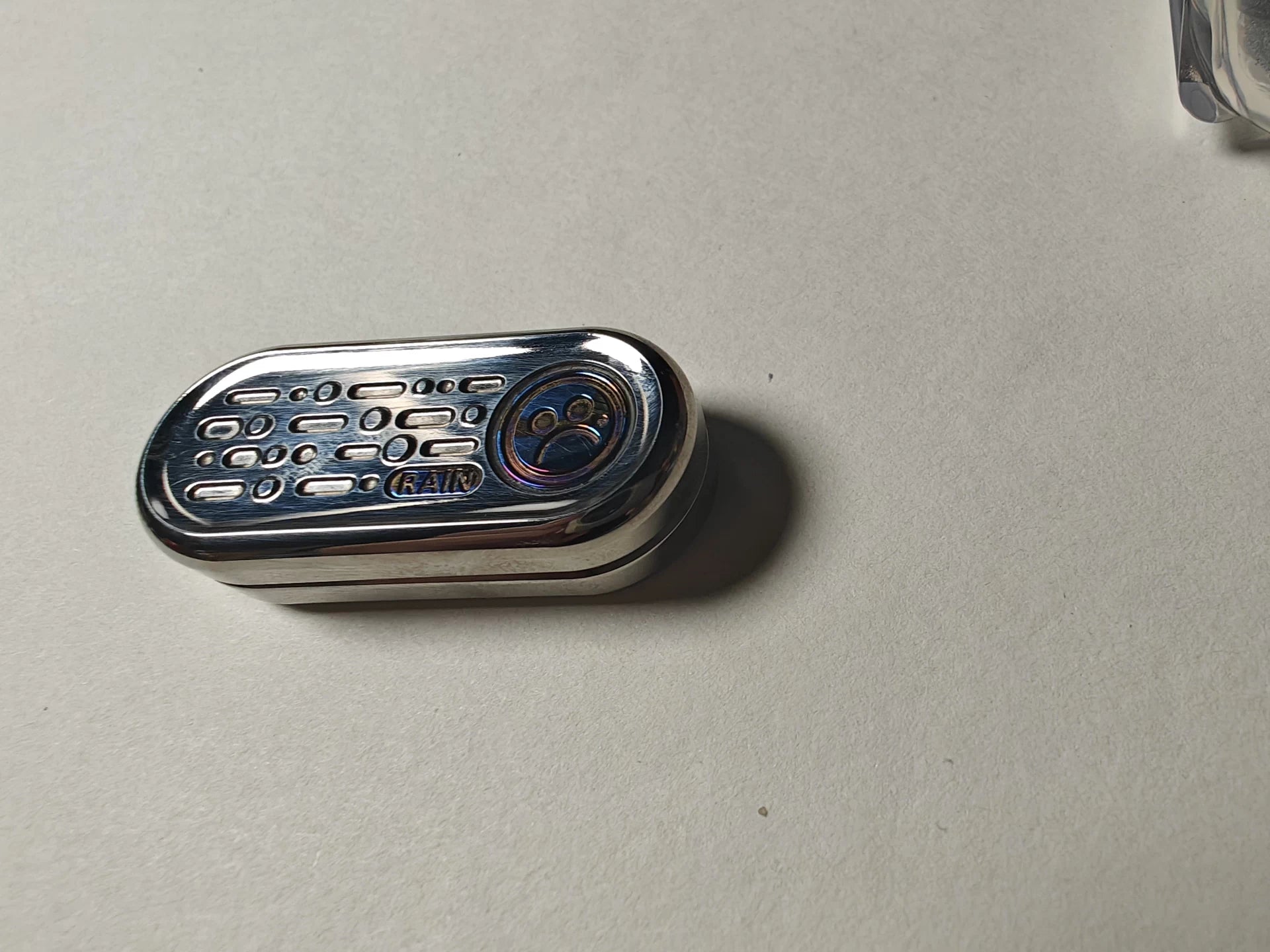 Top B Rain Titanium