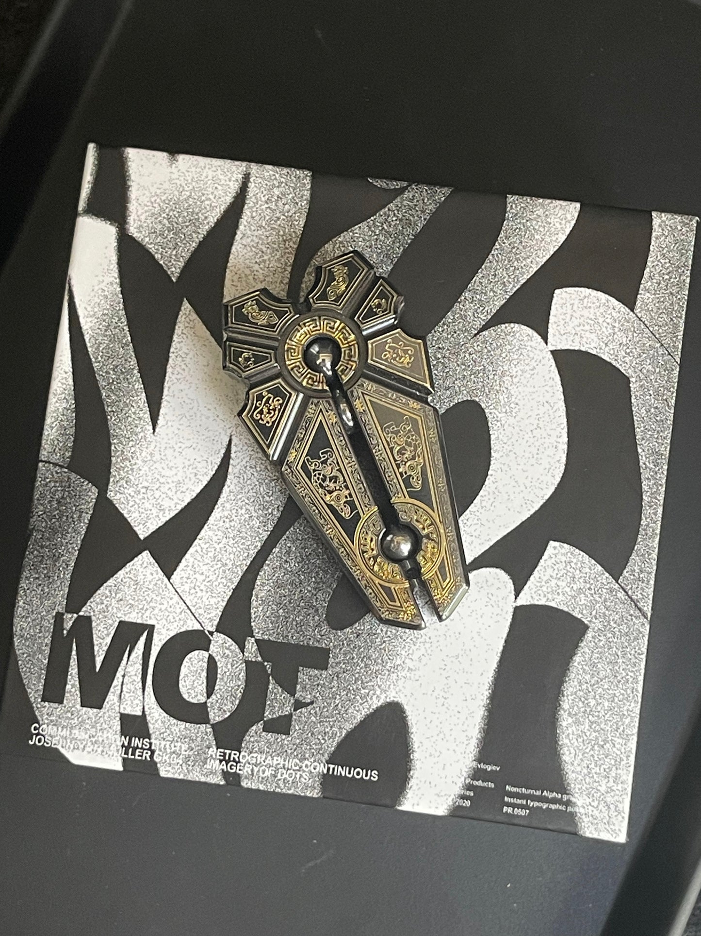 MOT YAO Magnetic Slider Zirconium