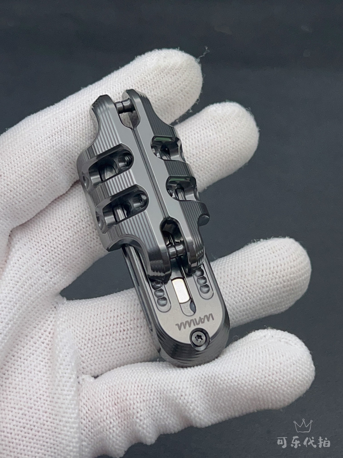 Exoskeleton Magnetic Mechanical Zirconium