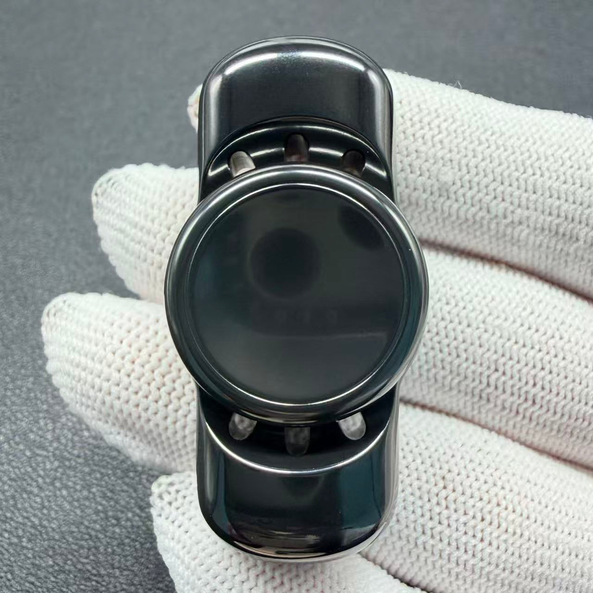 Splendor Zirconium Color-Anodized Polished