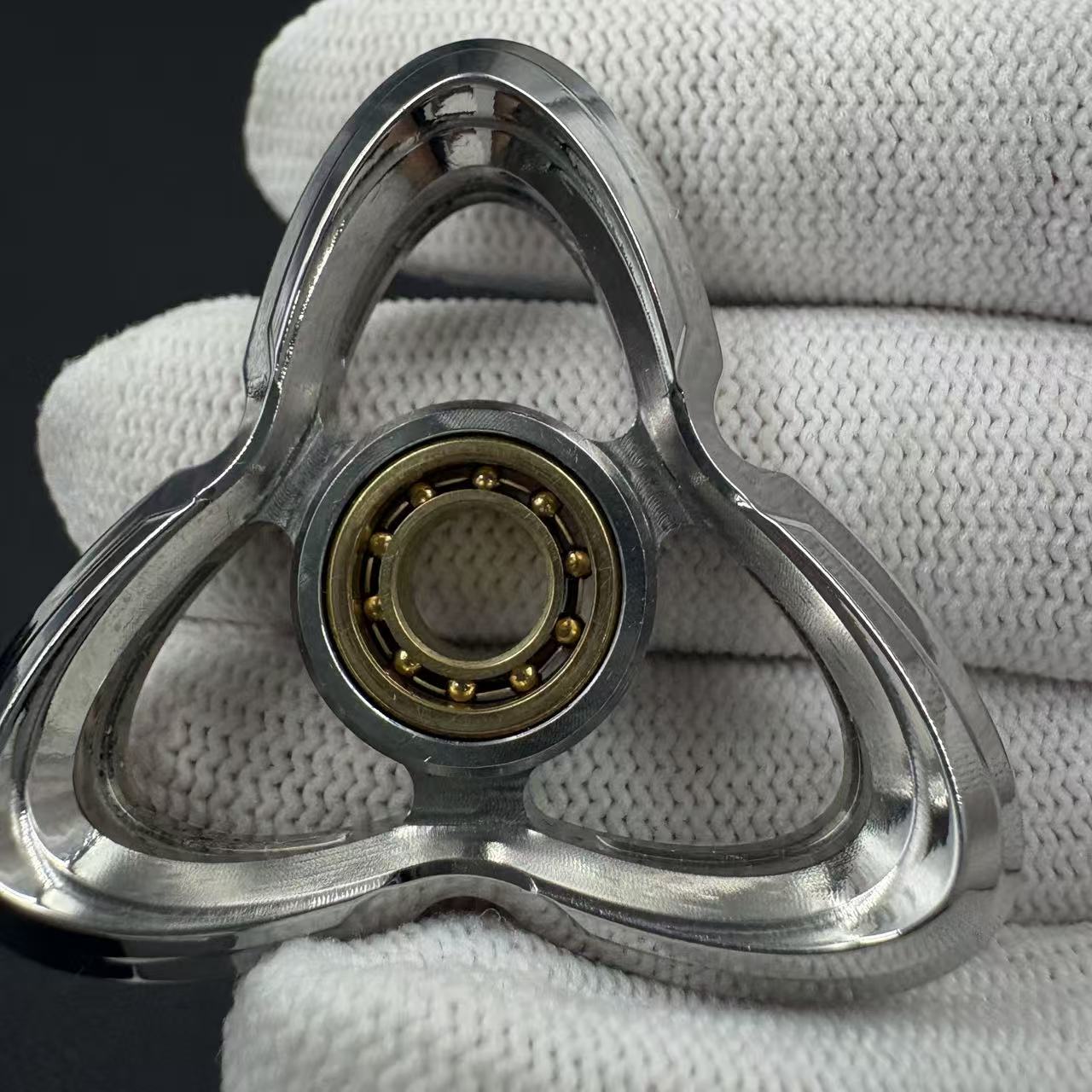 Cat's Eye Stainless Steel Polished