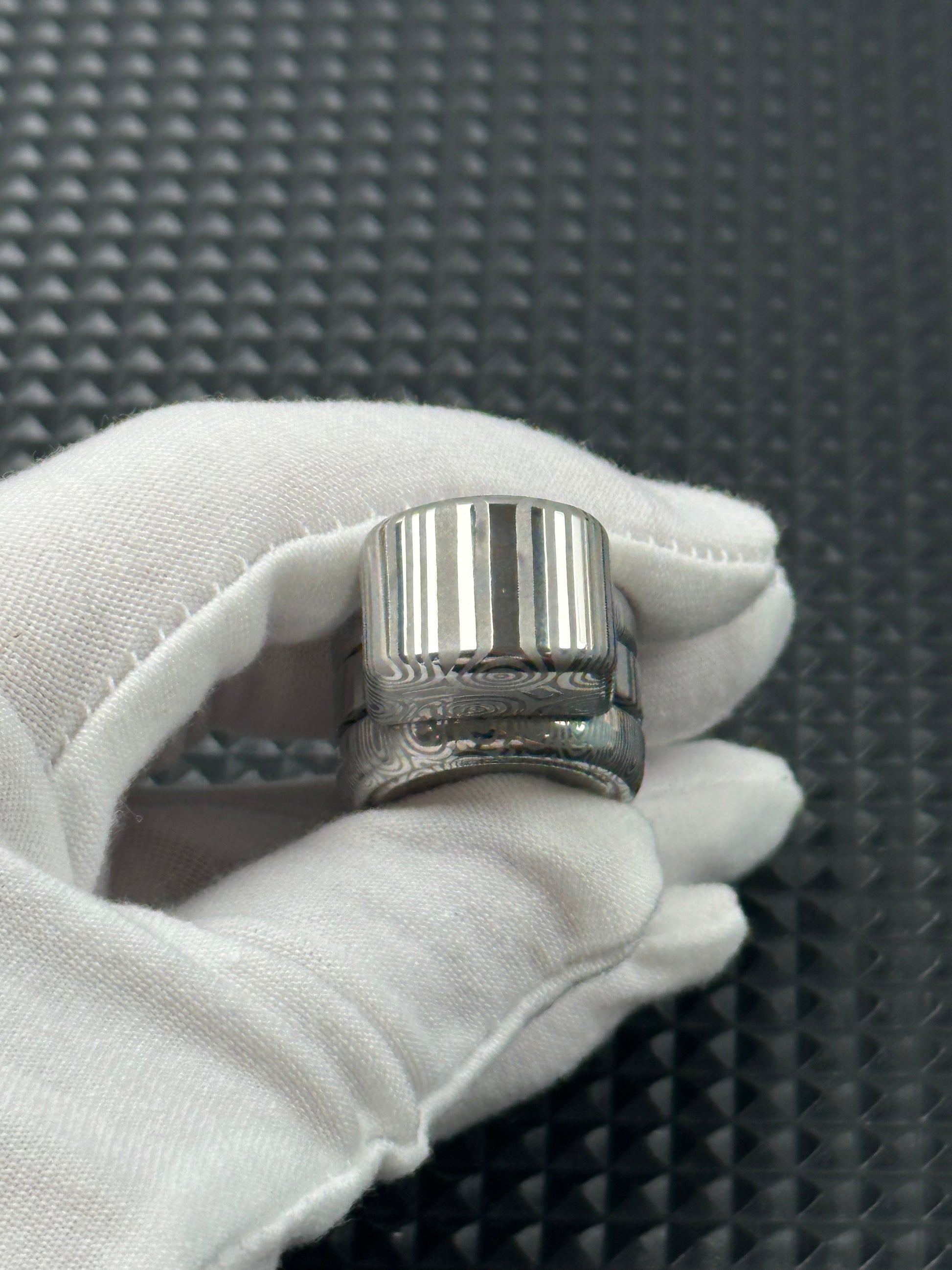 Floating Shadow Pro Stainless Steel