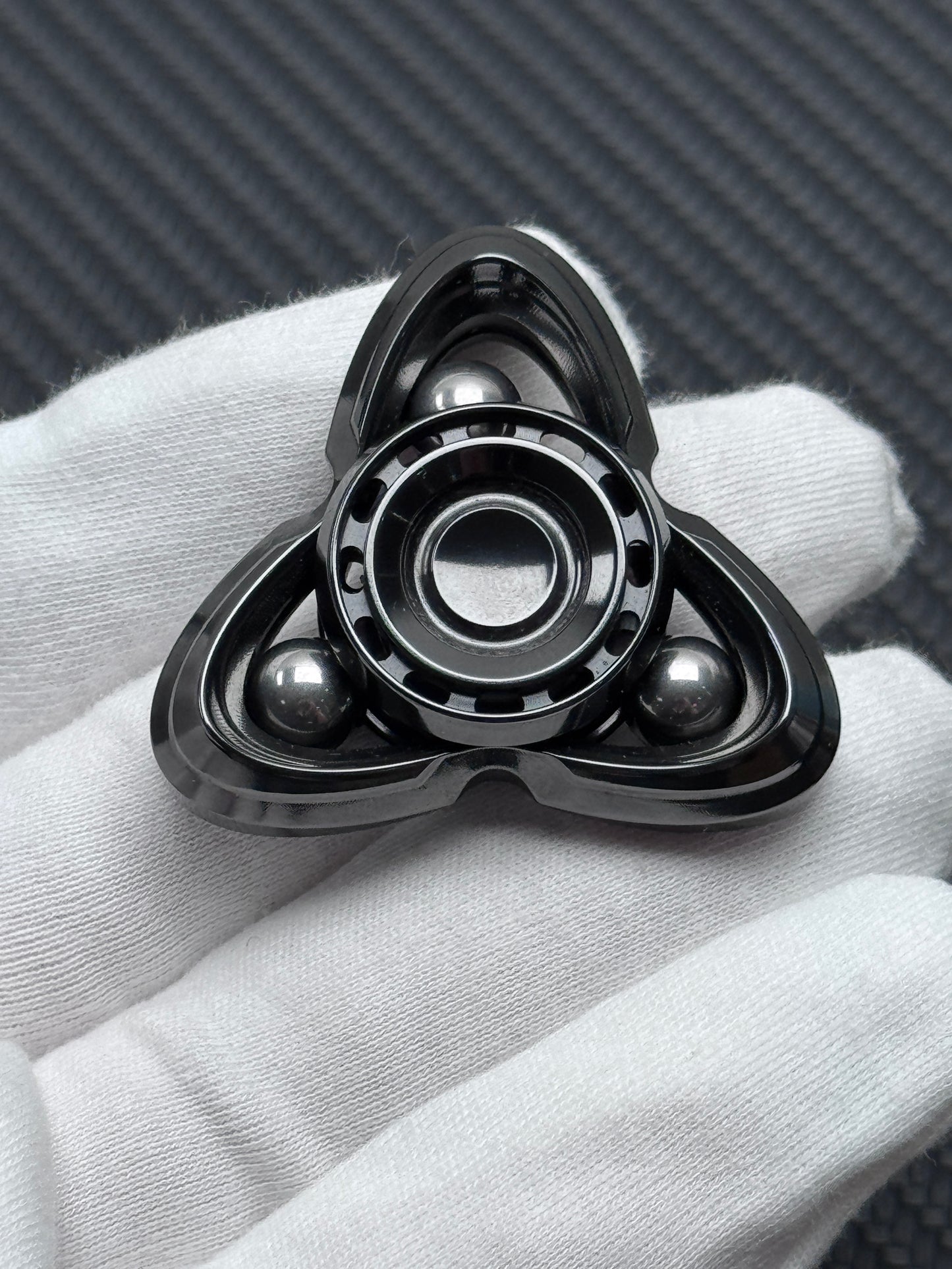 Cat's Eye Zirconium