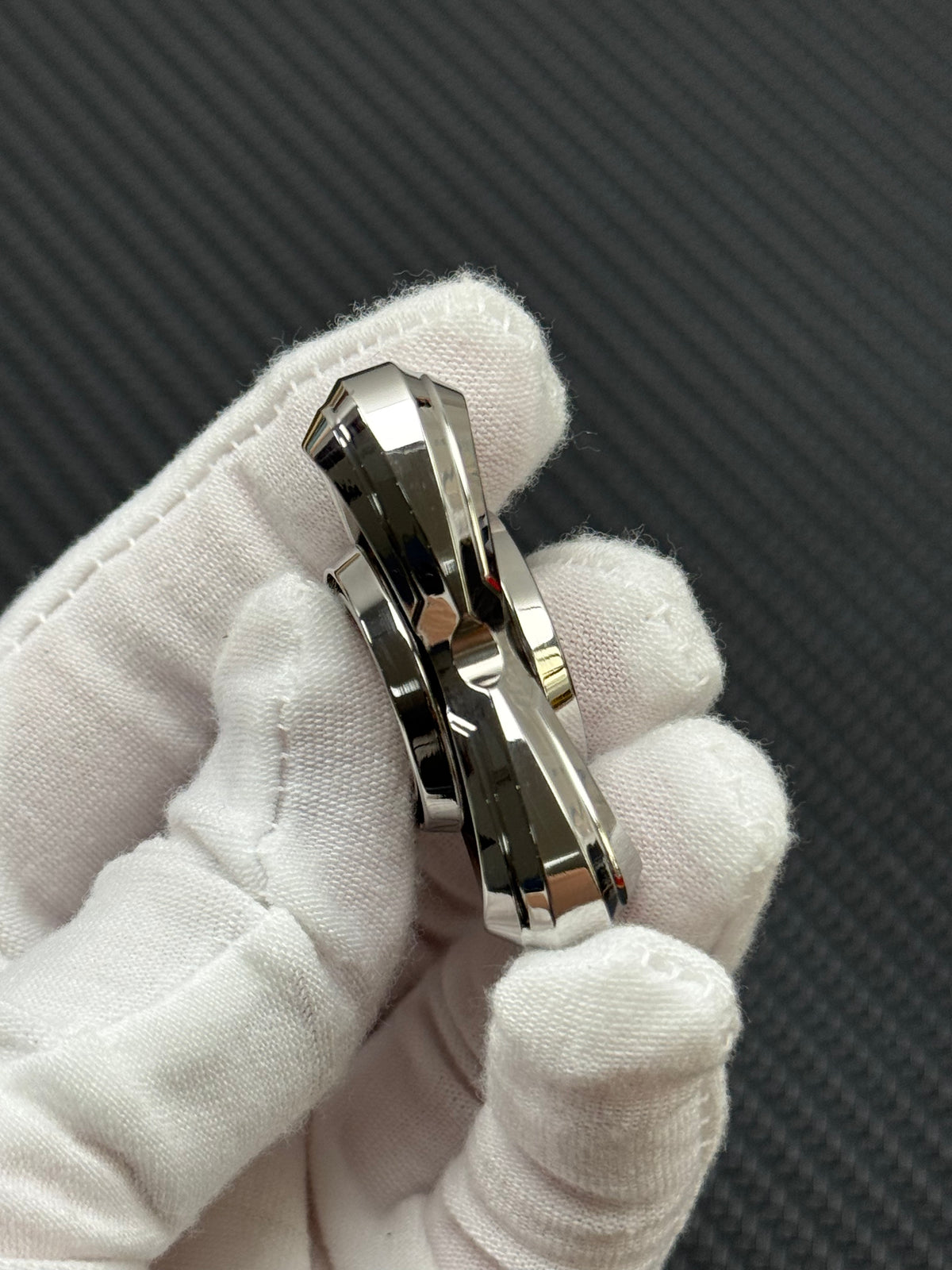 Cat's Eye Stainless Steel Polished