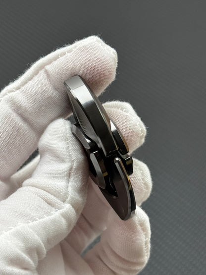 Baby Dolphin Zirconium