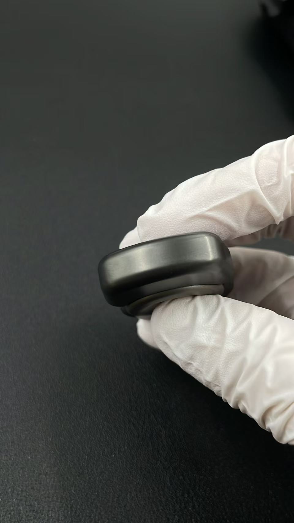 Long Slim Zirconium