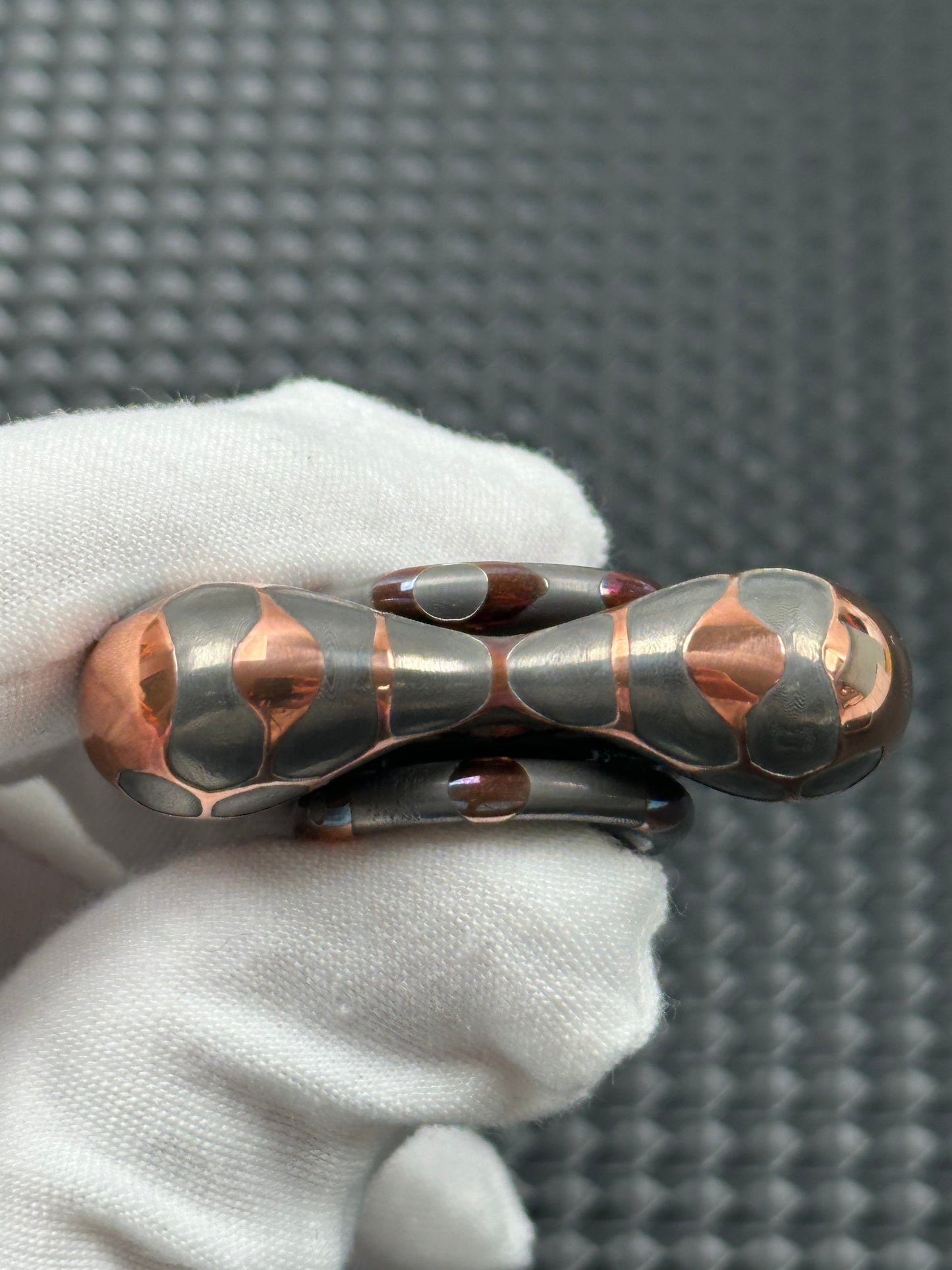 Superconductor