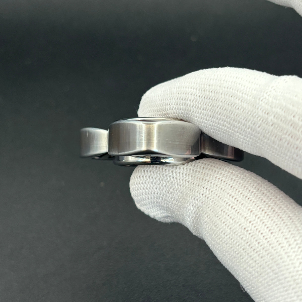 Twin Shadow Stainless Steel Polished