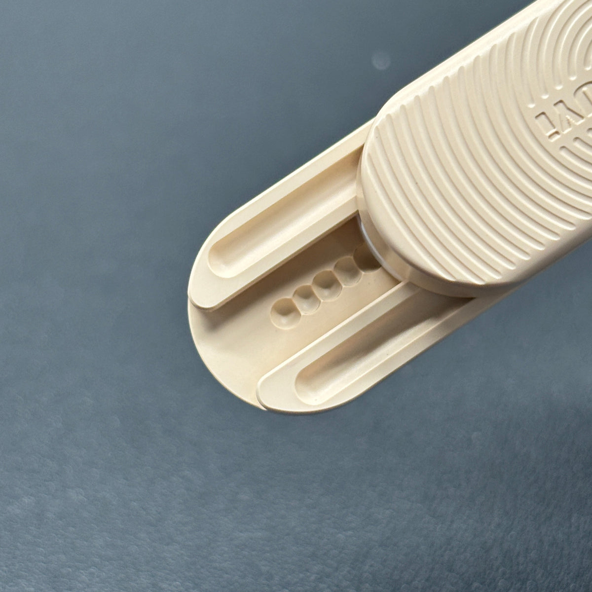 Slider PEEK