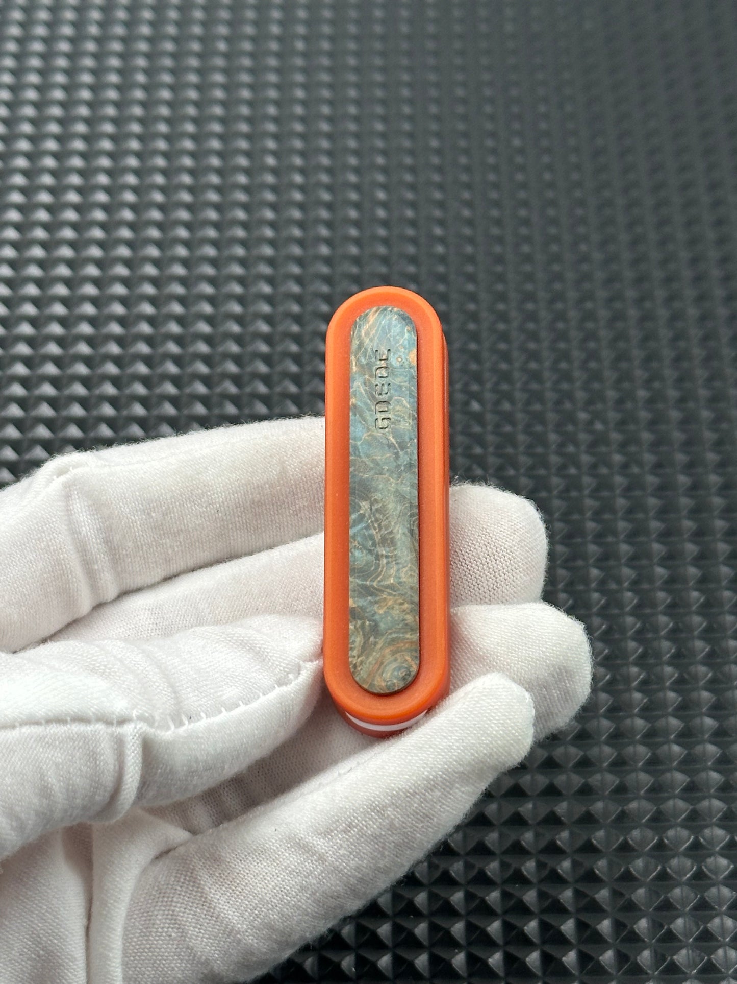 Spice Pin Resin