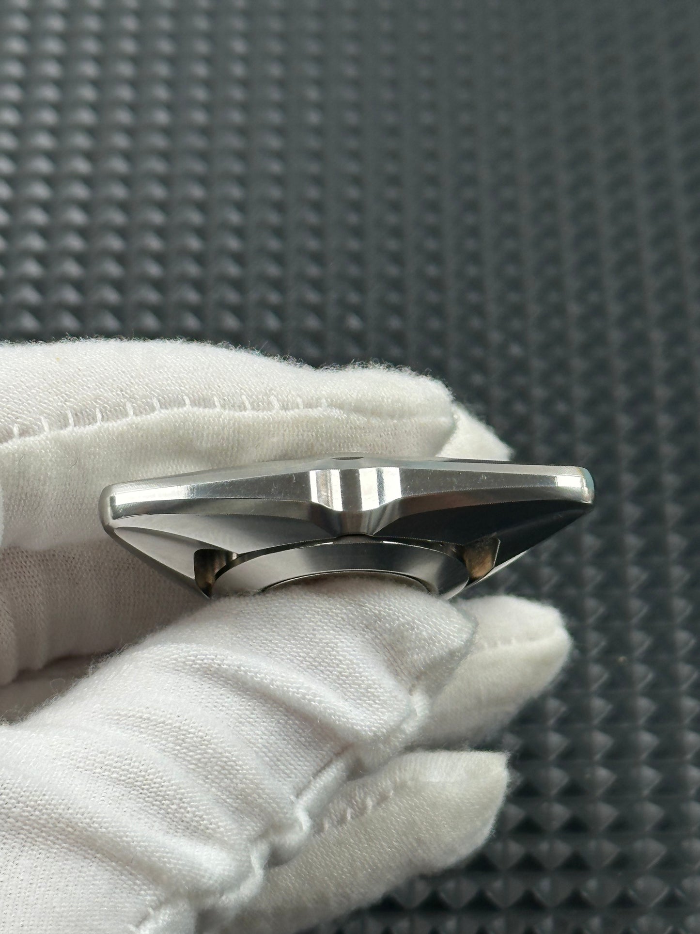 Mave 1.0 Stainless Steel Machine Finished