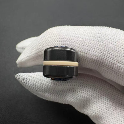 Snake Zirconium