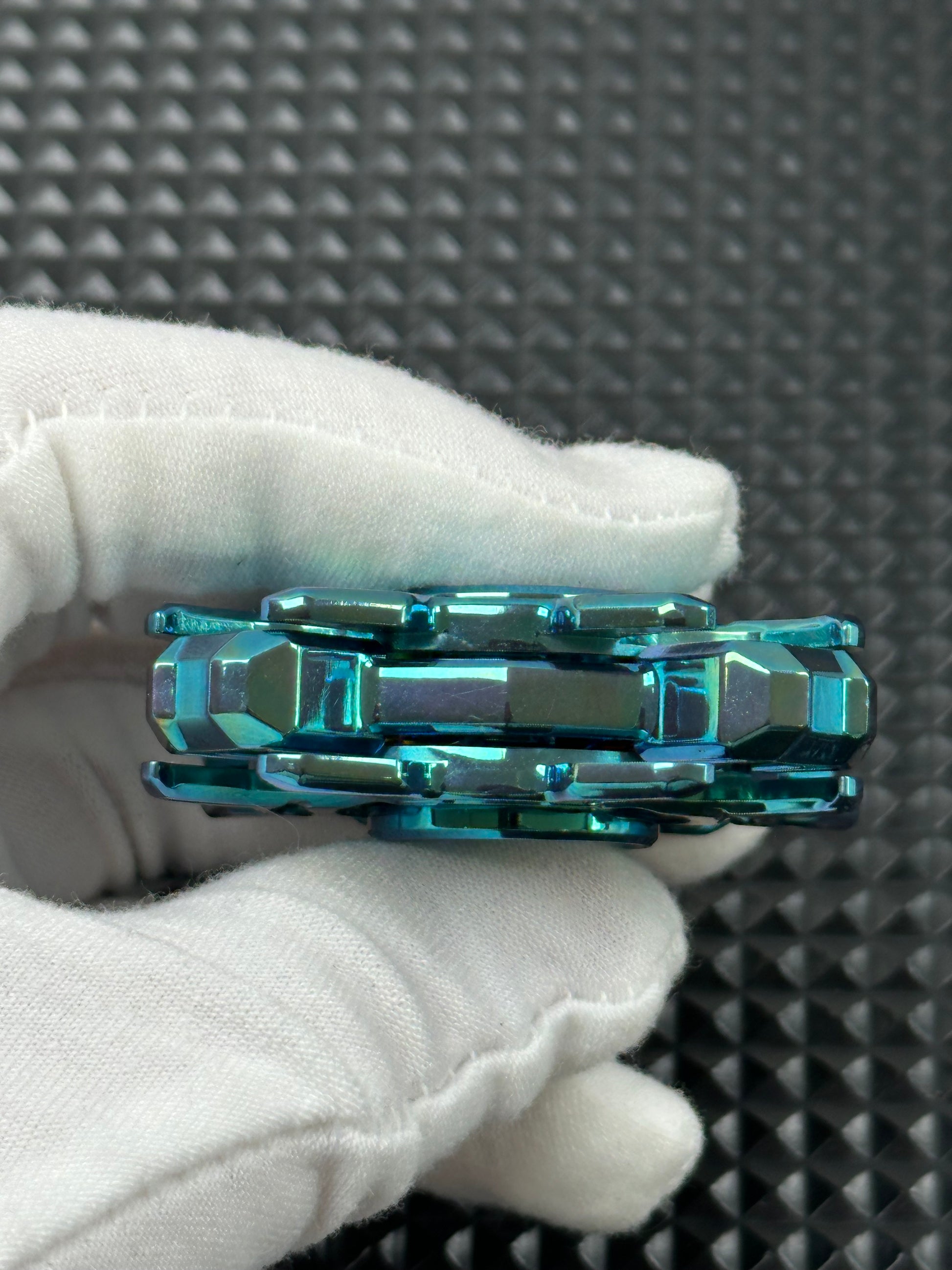 Oracle 1.0 Zirconium