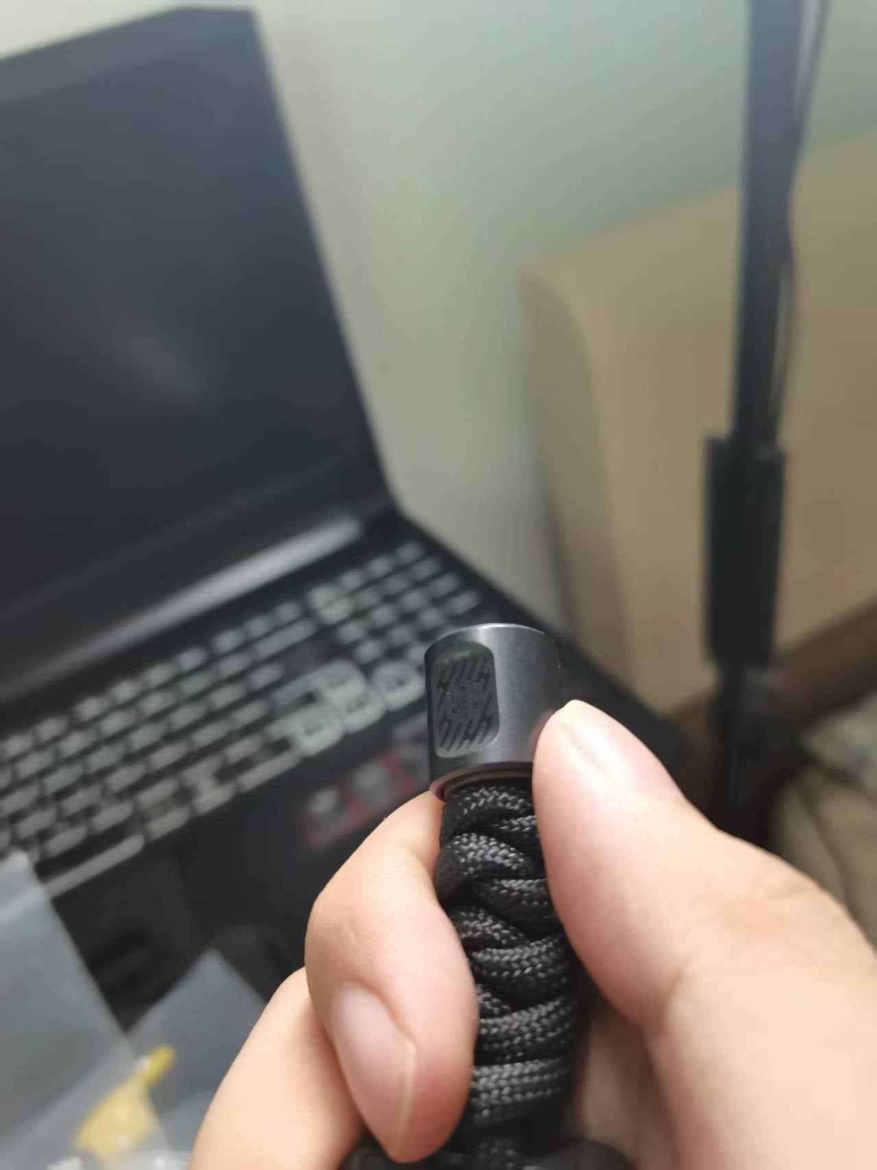 POP UP Zirconium