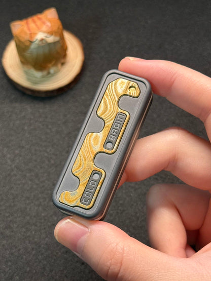 Snake Zirconium