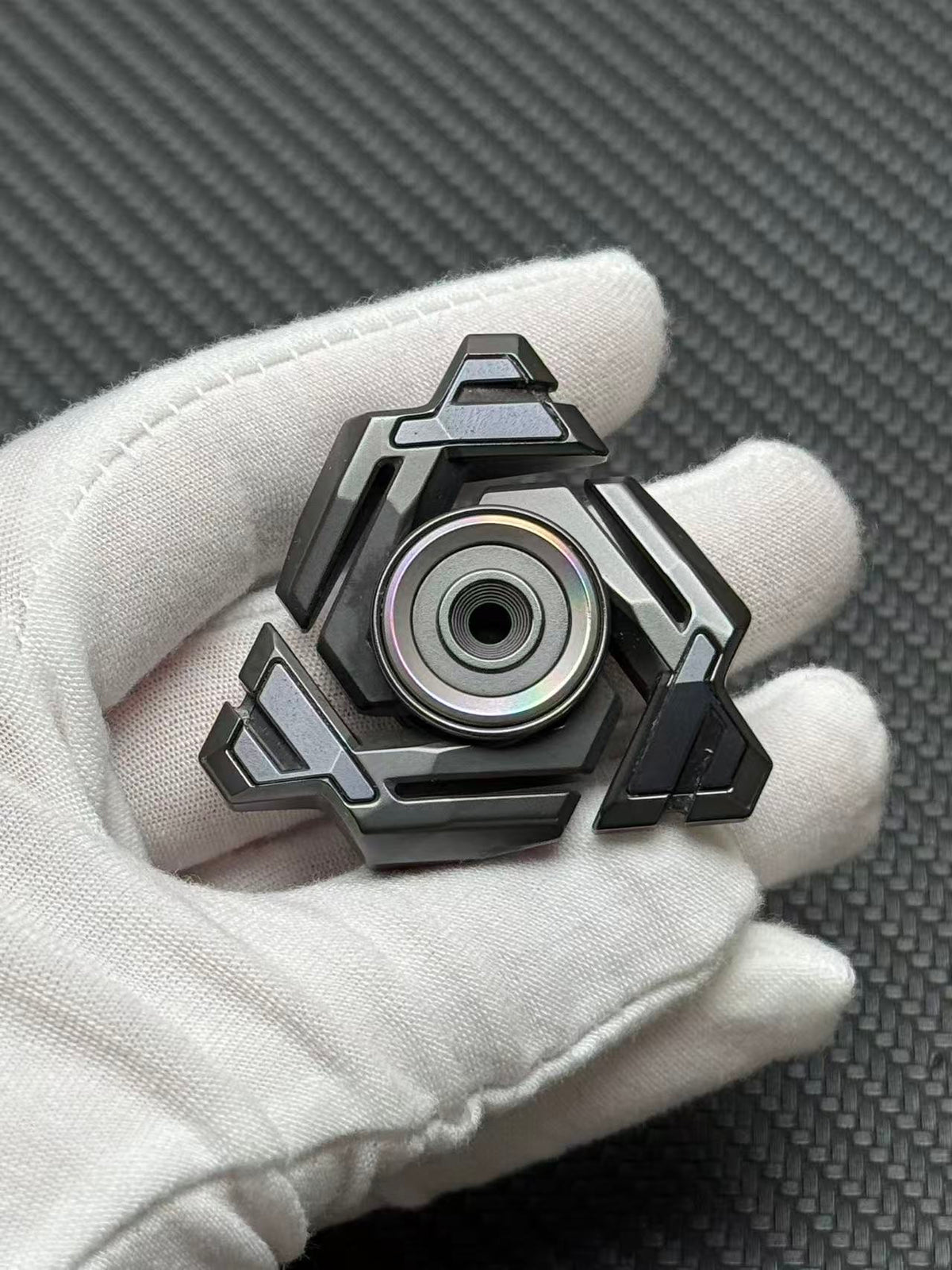 Ouroboros Zirconium Oil Slick