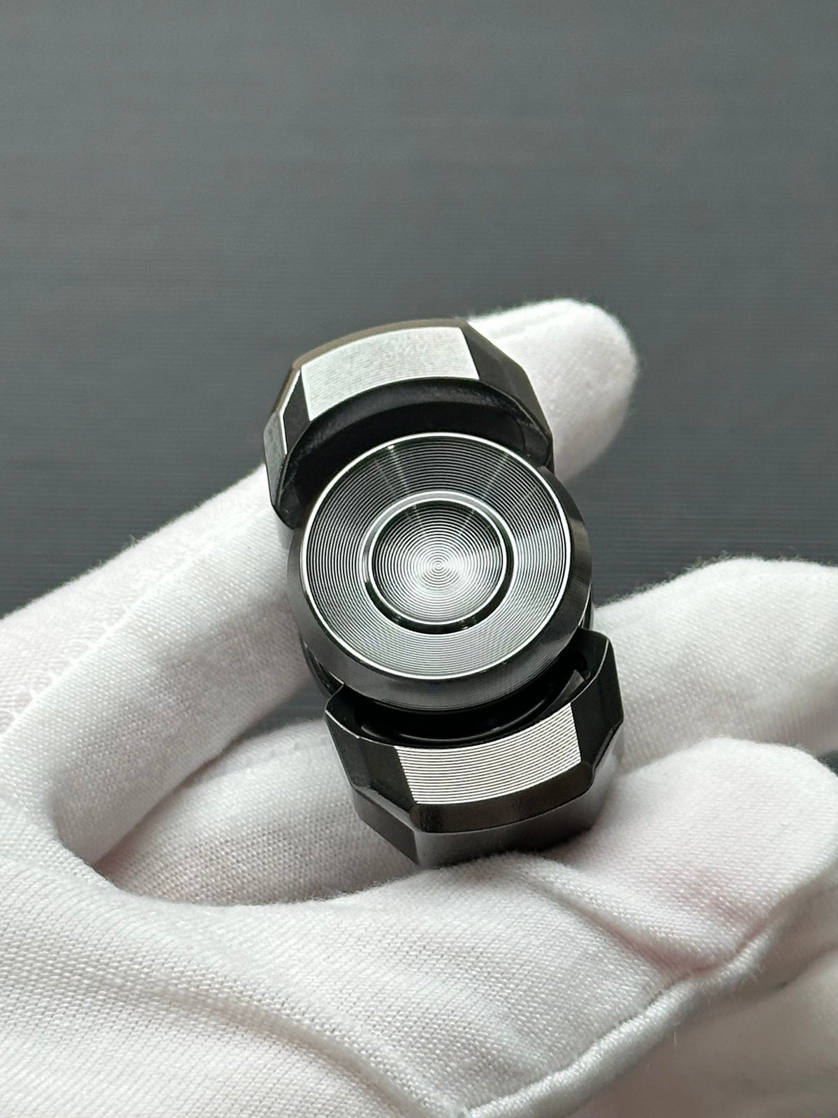 Whisper Duo Zirconium Polished