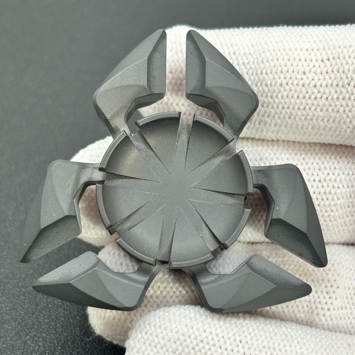 Scorpio Bearing Cap Zirconium