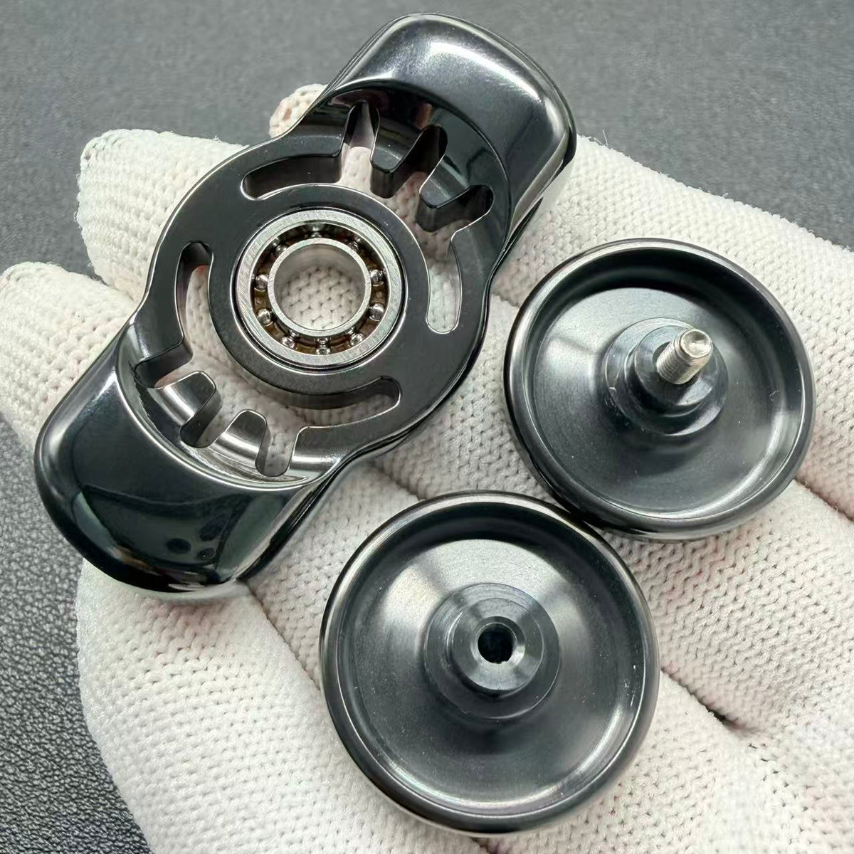 Splendor Zirconium Color-Anodized Polished