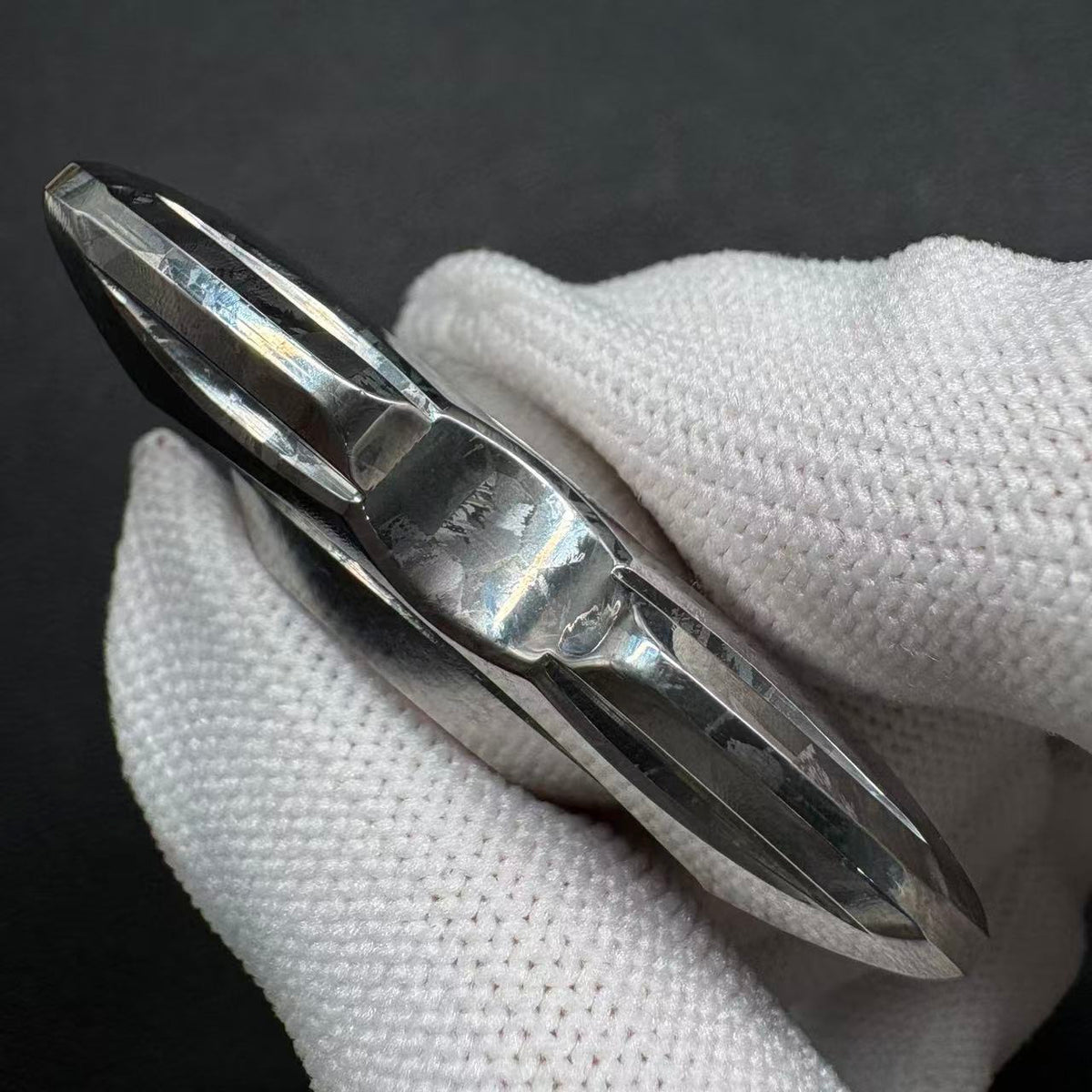 Siren Crystallized Titanium