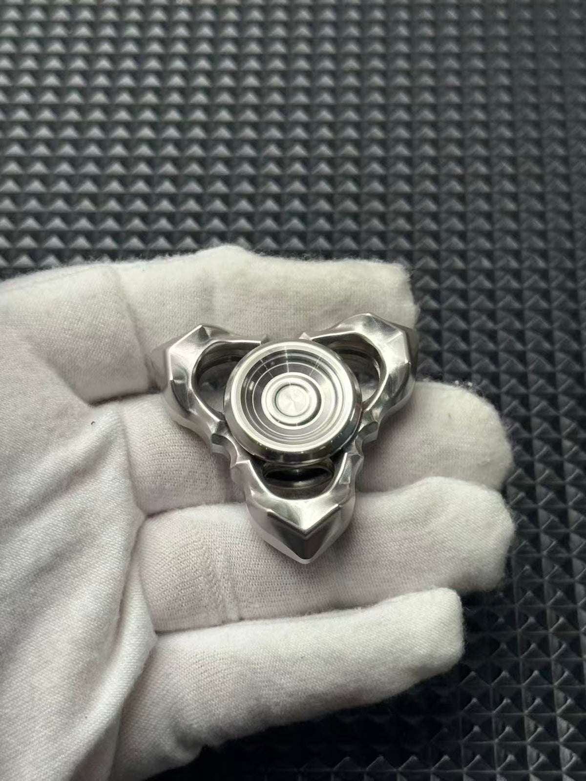 Thorns And Fog Stainless Steel Machine Finished