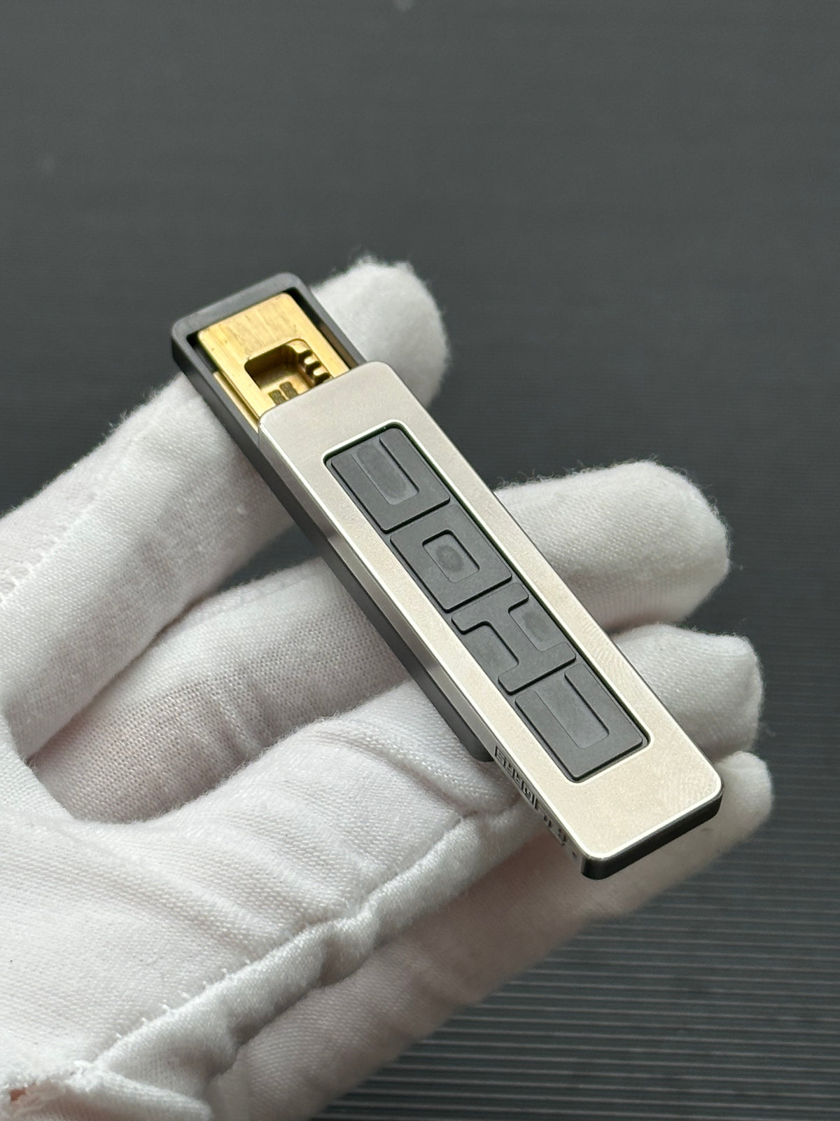 Choc Zirconium