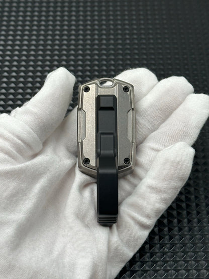 Thousand machines Titanium Stonewashed