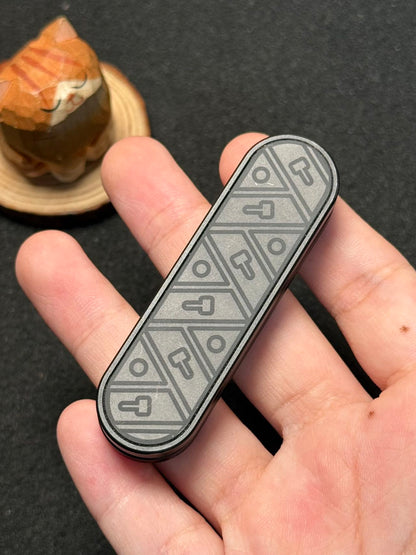 Guandan Aluminum Engraved