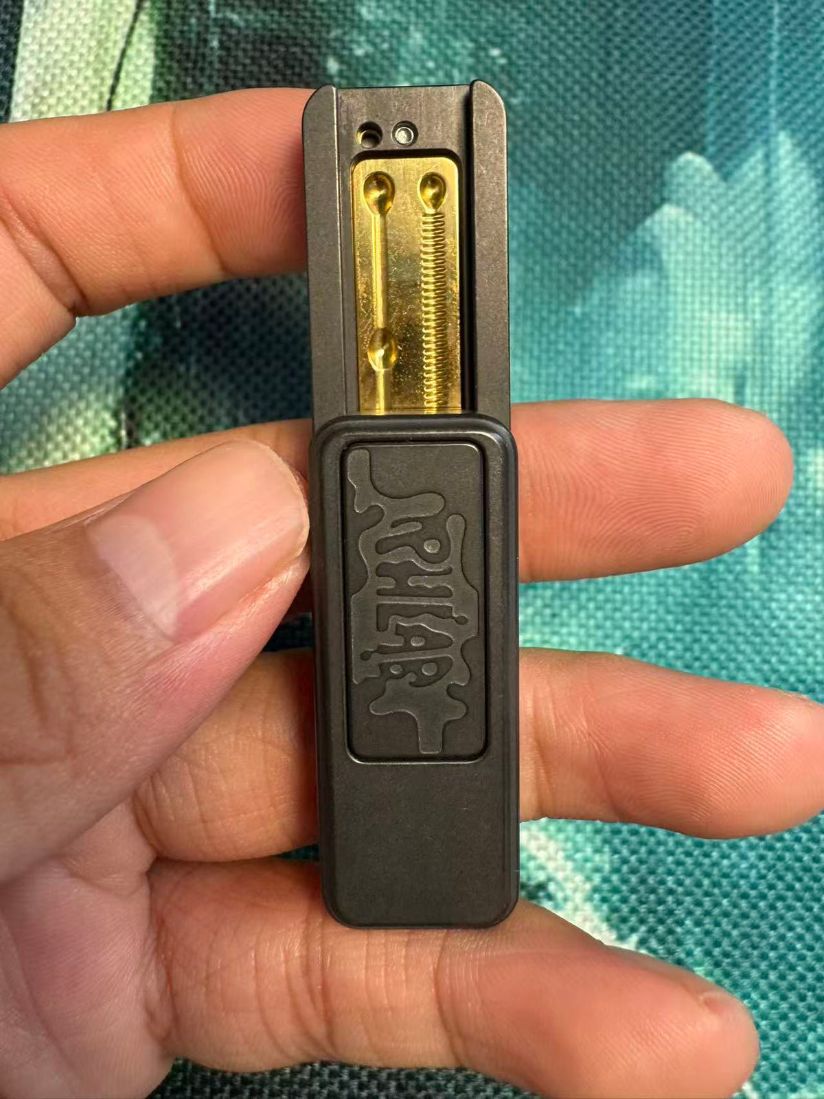 Yaozai Zirconium