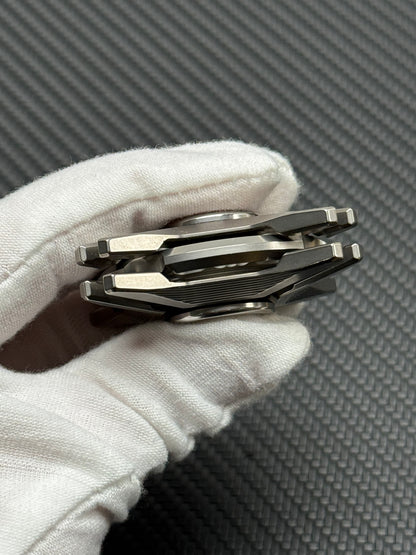 Manzala Titanium