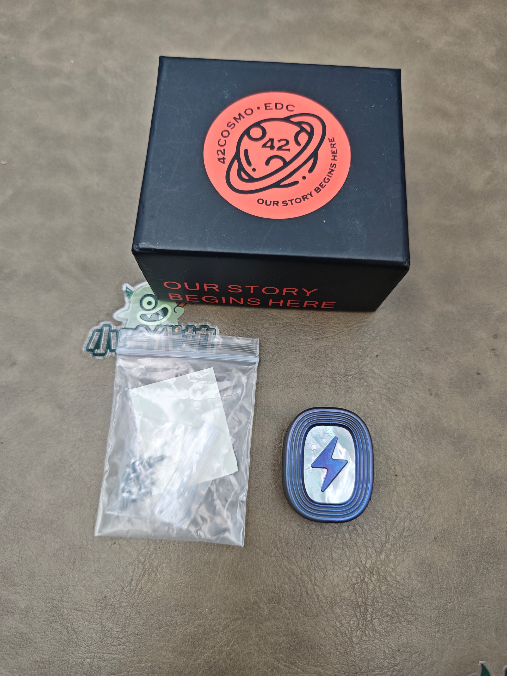 Lightning Mini Zirconium