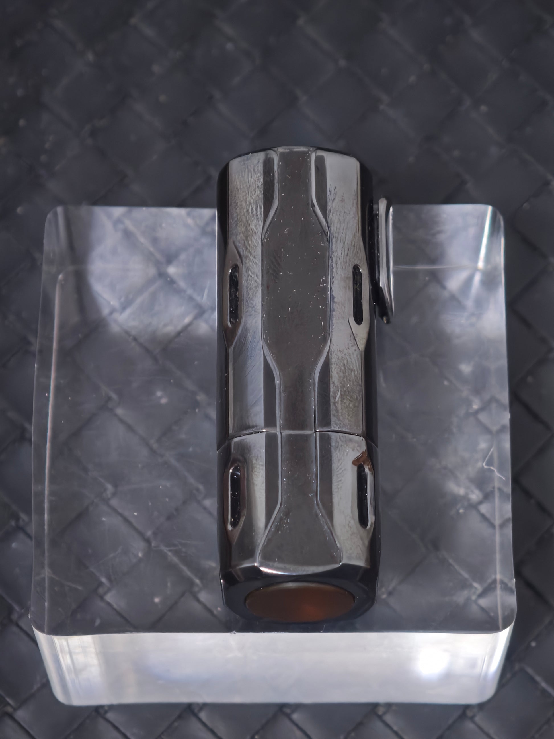 Phase Zirconium