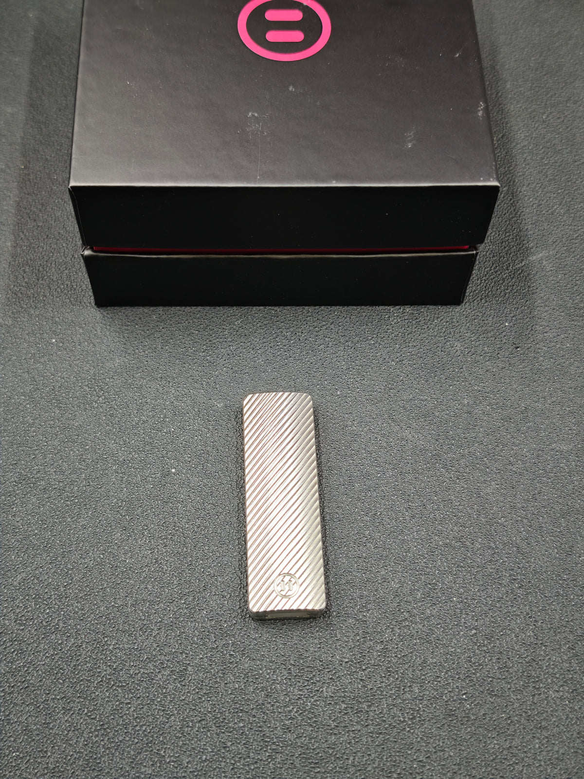 Ji Li Titanium