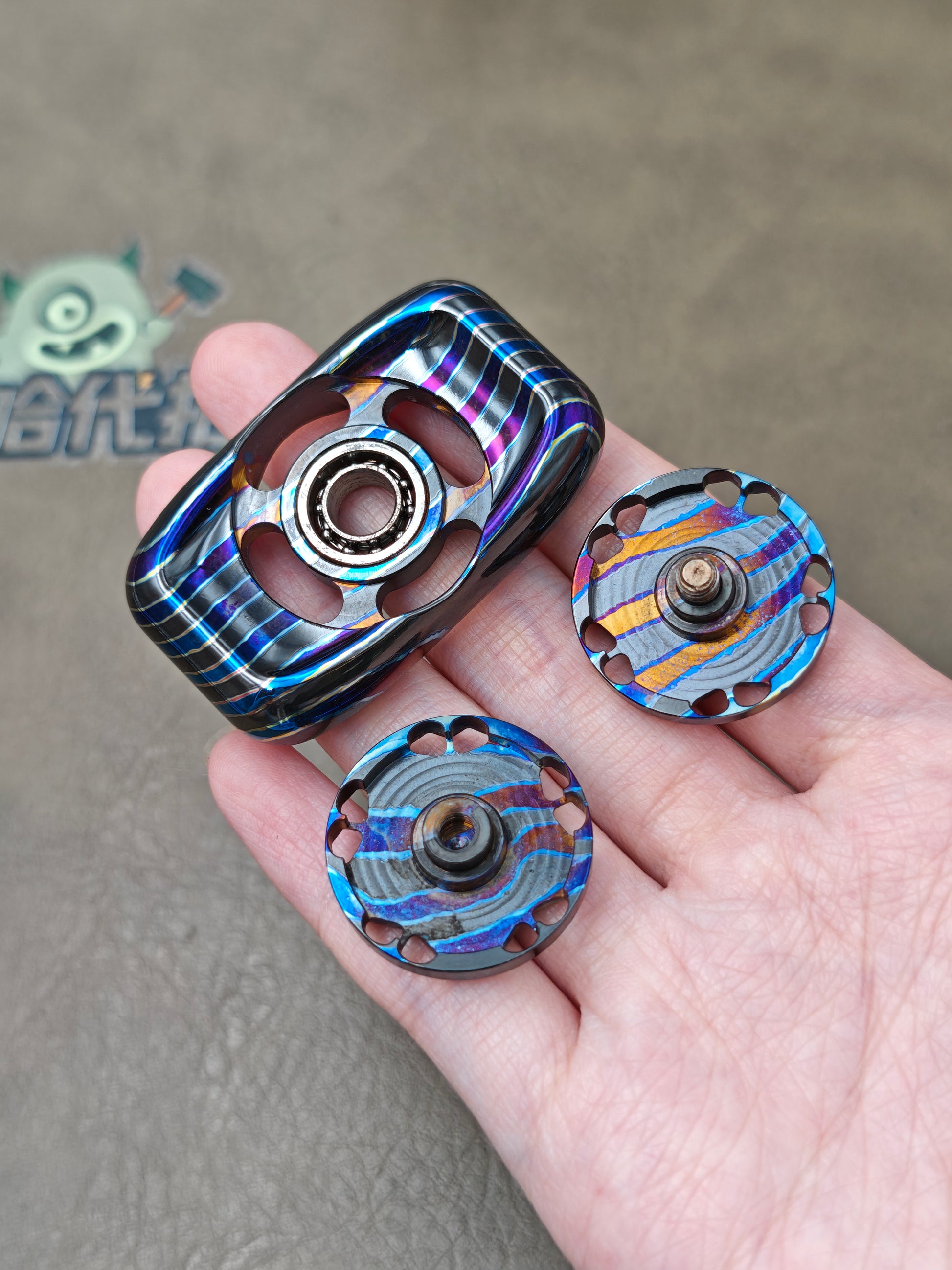 Ark Zirconium Zircuti