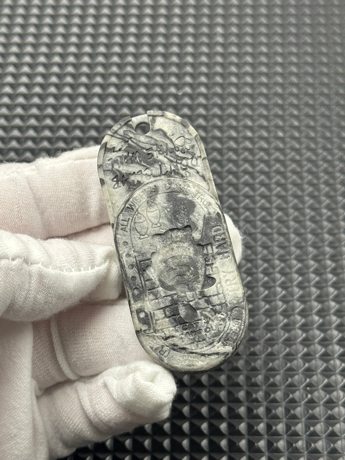 F2 Carbon Damascus