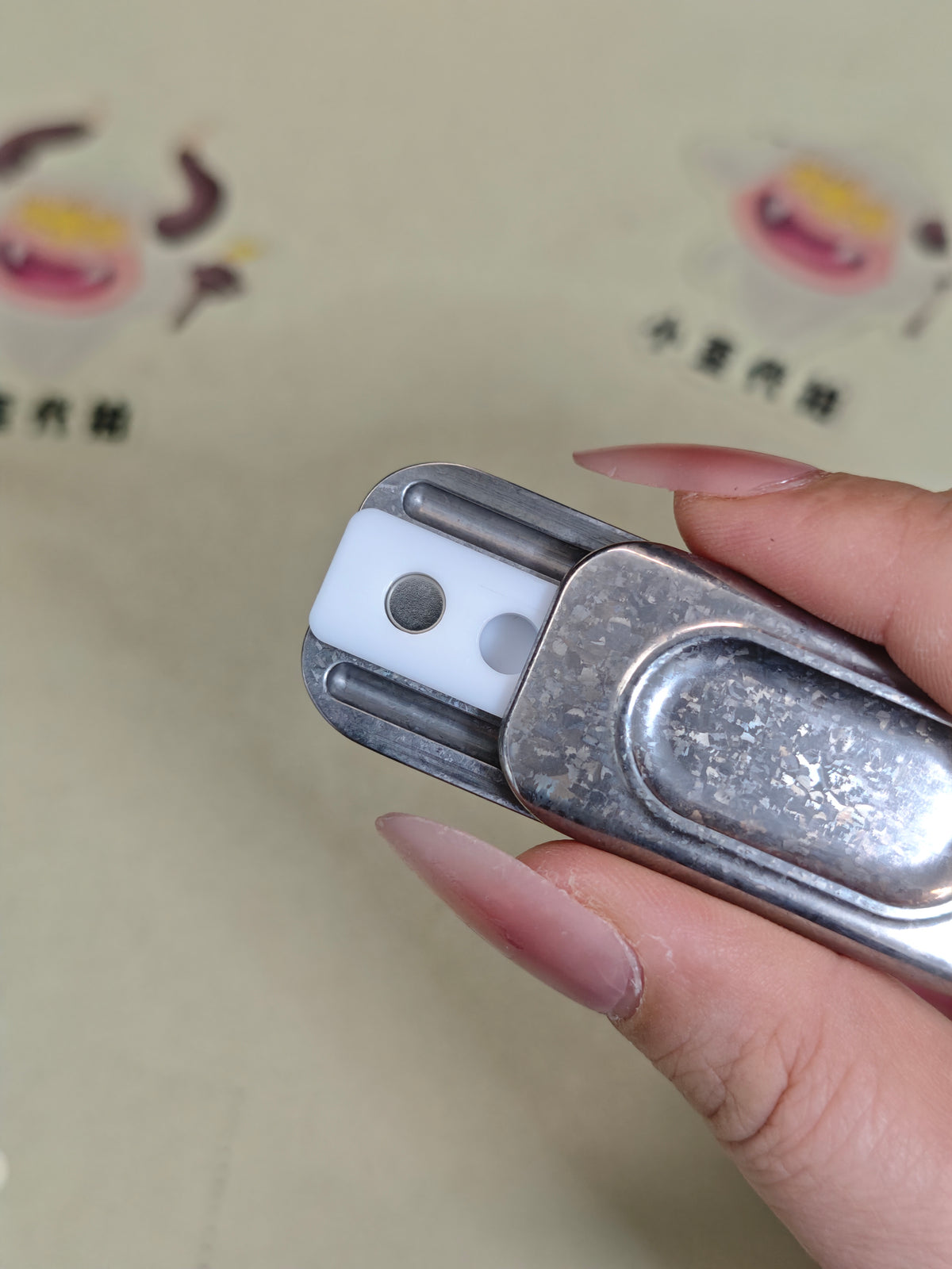 POPO Crystallized Titanium