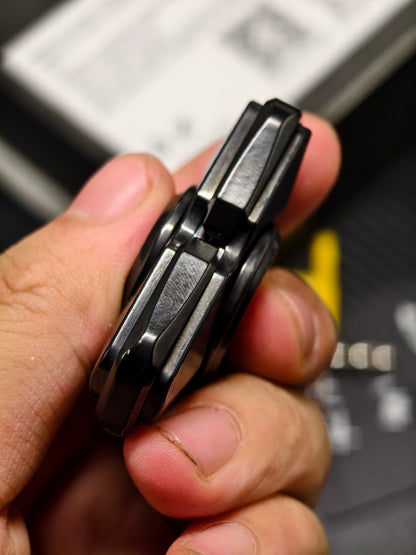 Qs Titanium