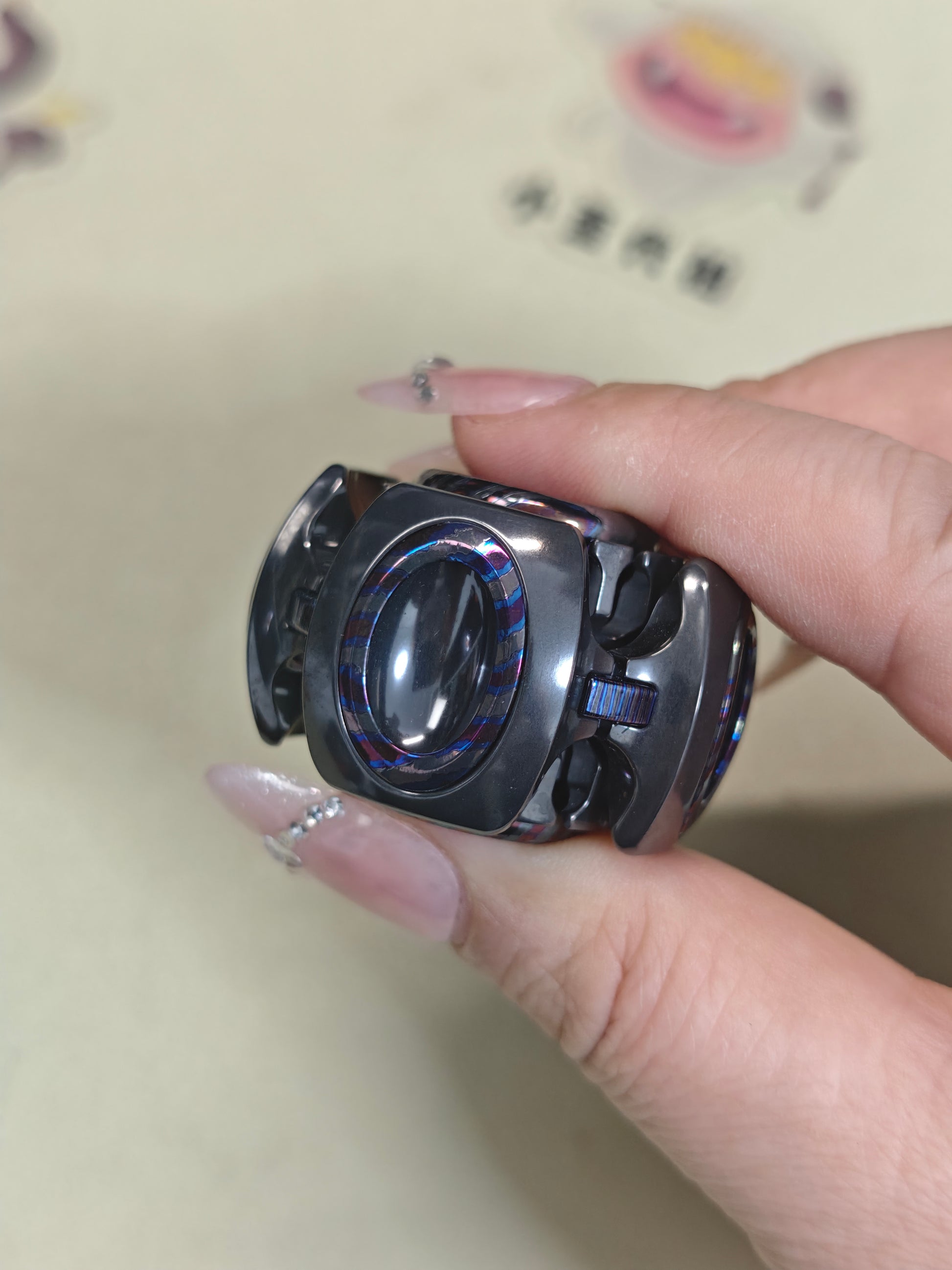 Noiz O Zircuti Zirconium