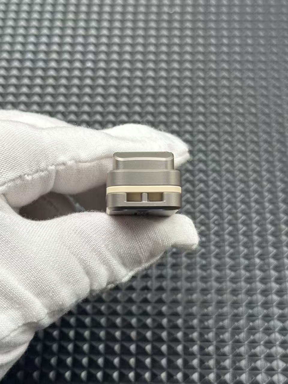 Snake Push 1.0 Titanium