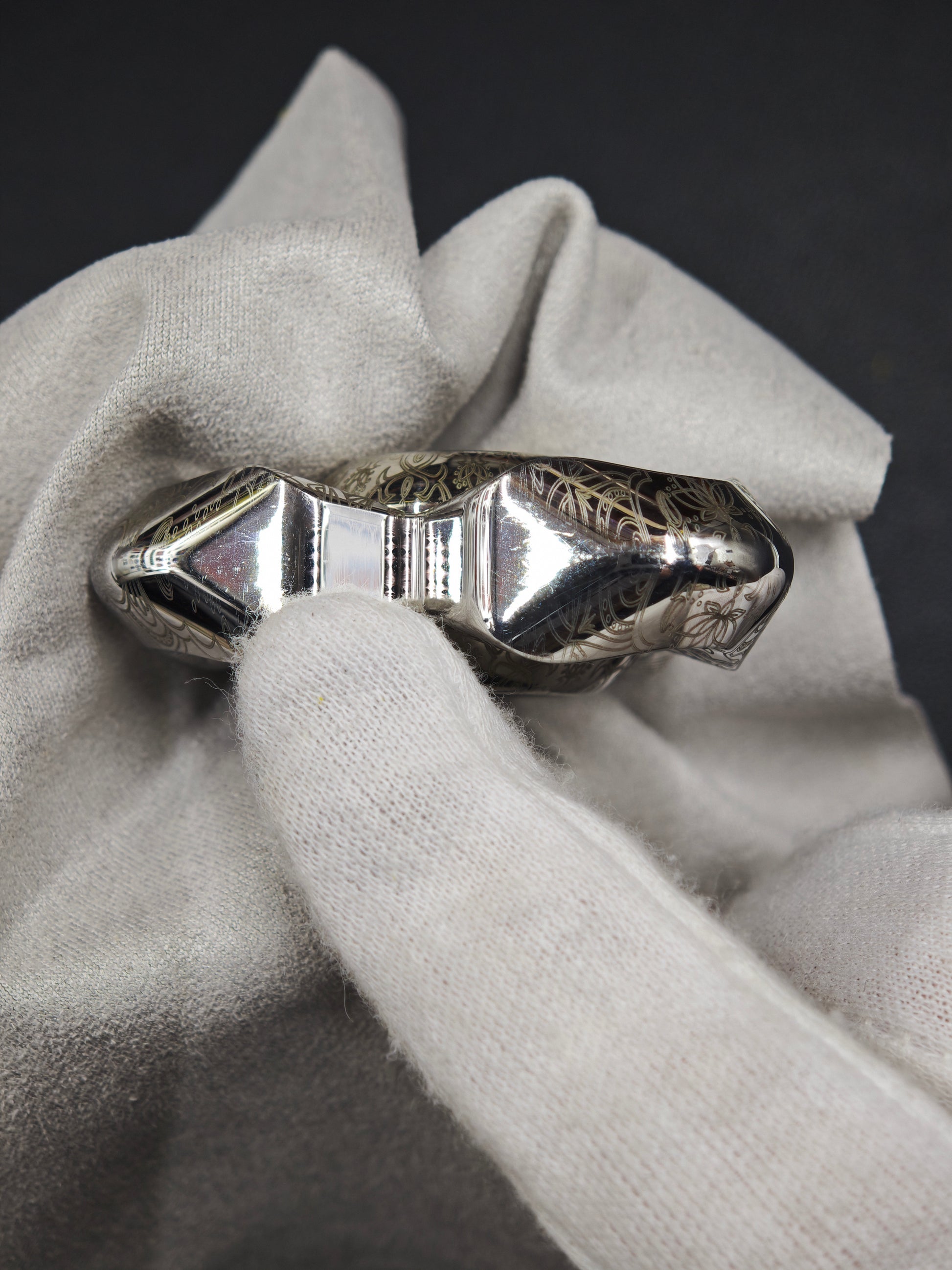 Feather Titanium