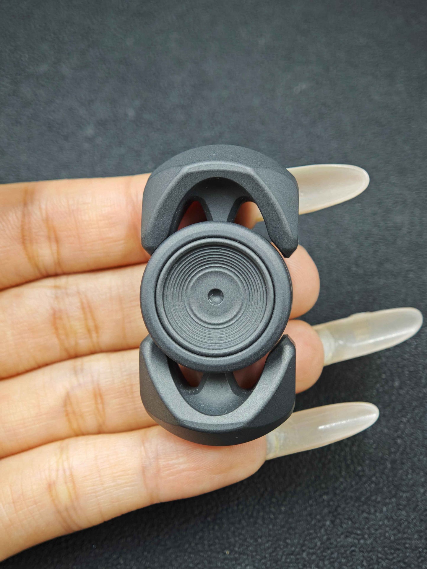 Libra Zirconium