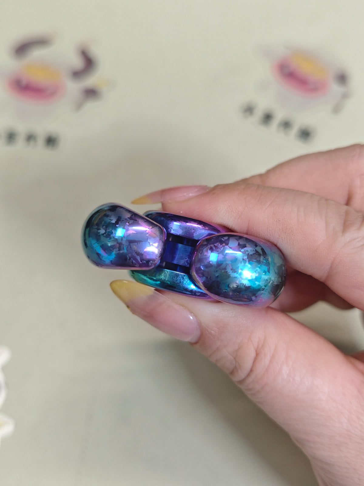sandan Crystallized Titanium