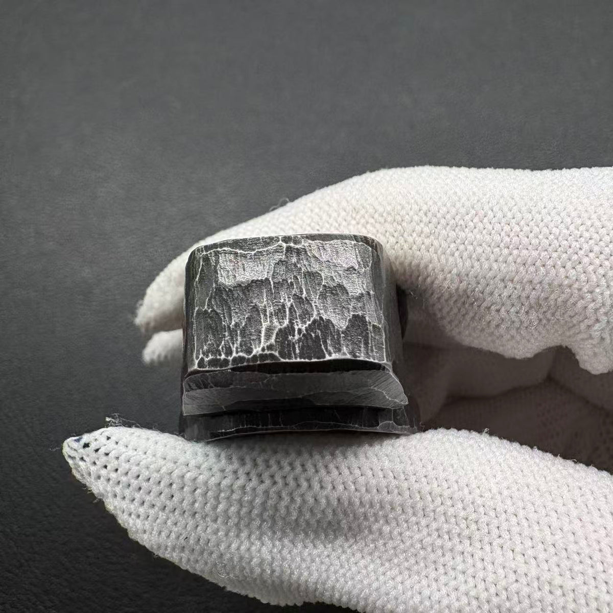 Erpang Stainless Steel Stone Textured Engraved