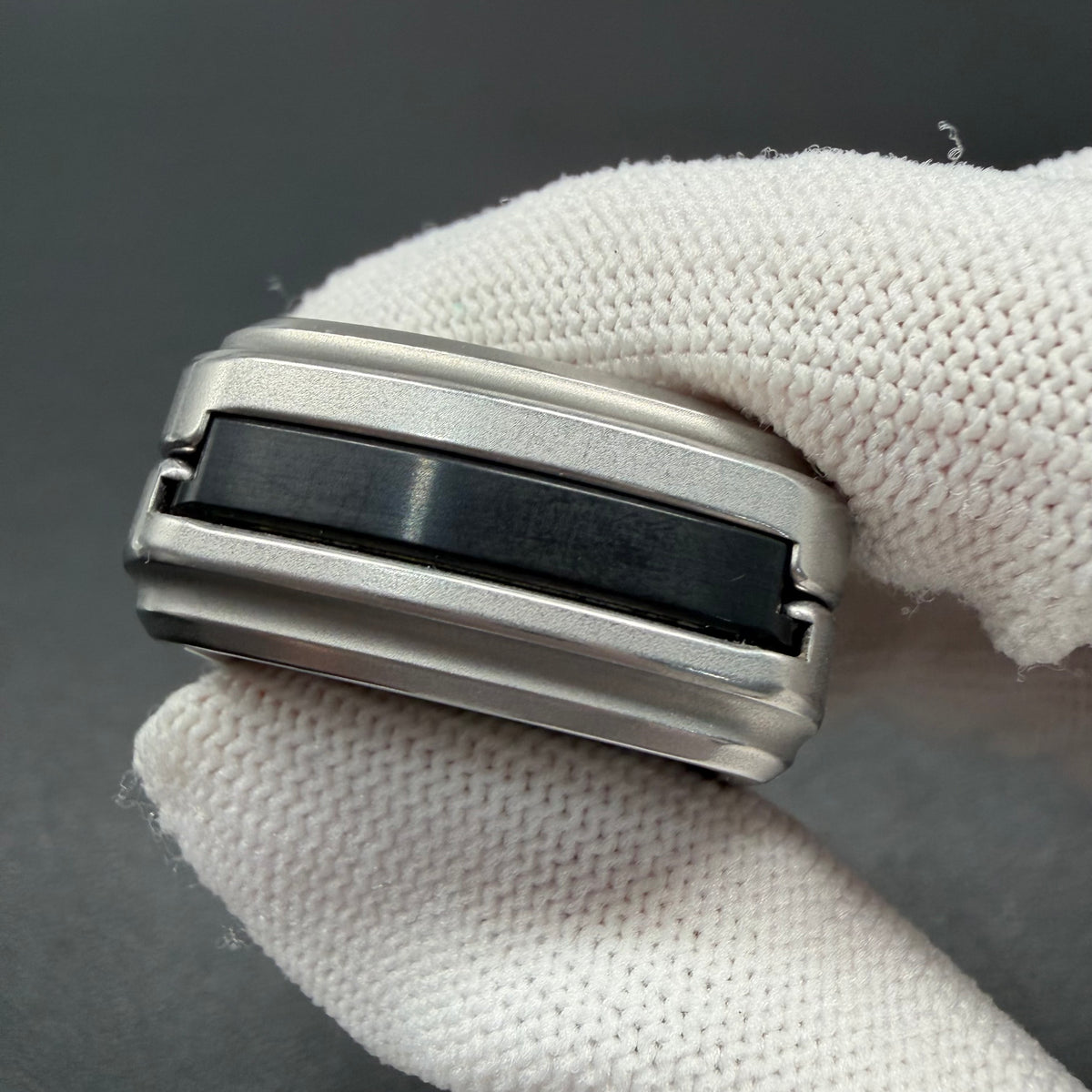 Wormhole Stainless Steel