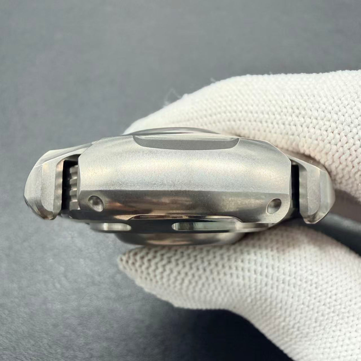 Resonance Titanium