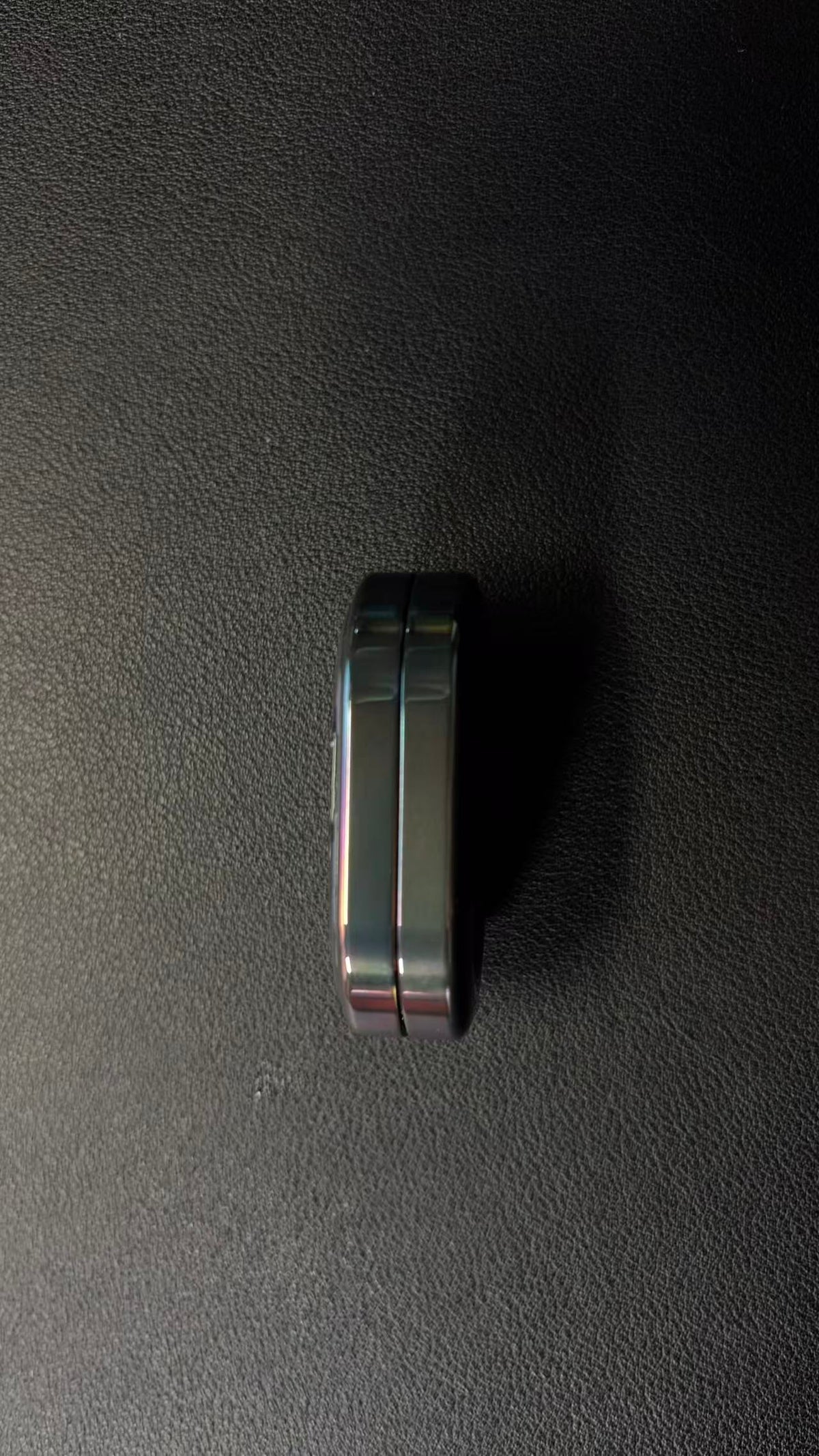 Groove Zirconium Resin-Sealed Oil Slick
