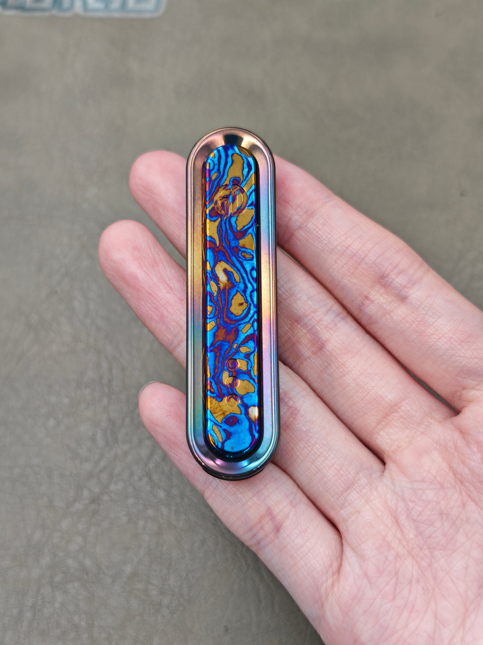 Spice Pin Zirconium Oil Slick