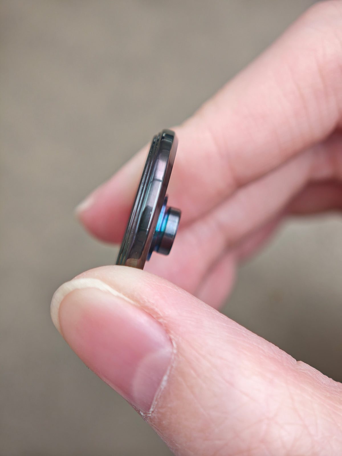 Cat's Eye Zirconium Oil Slick