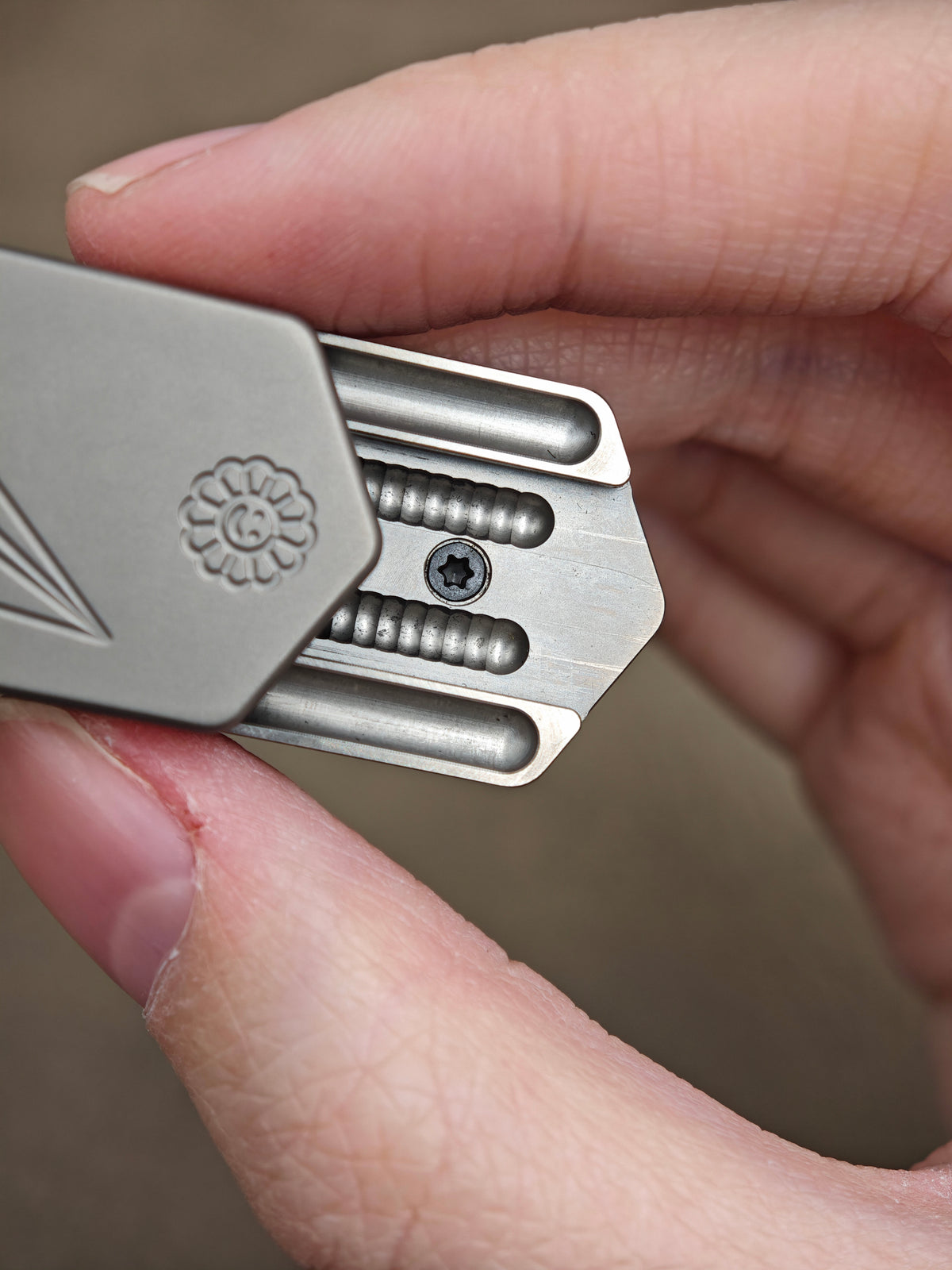 Plane Titanium